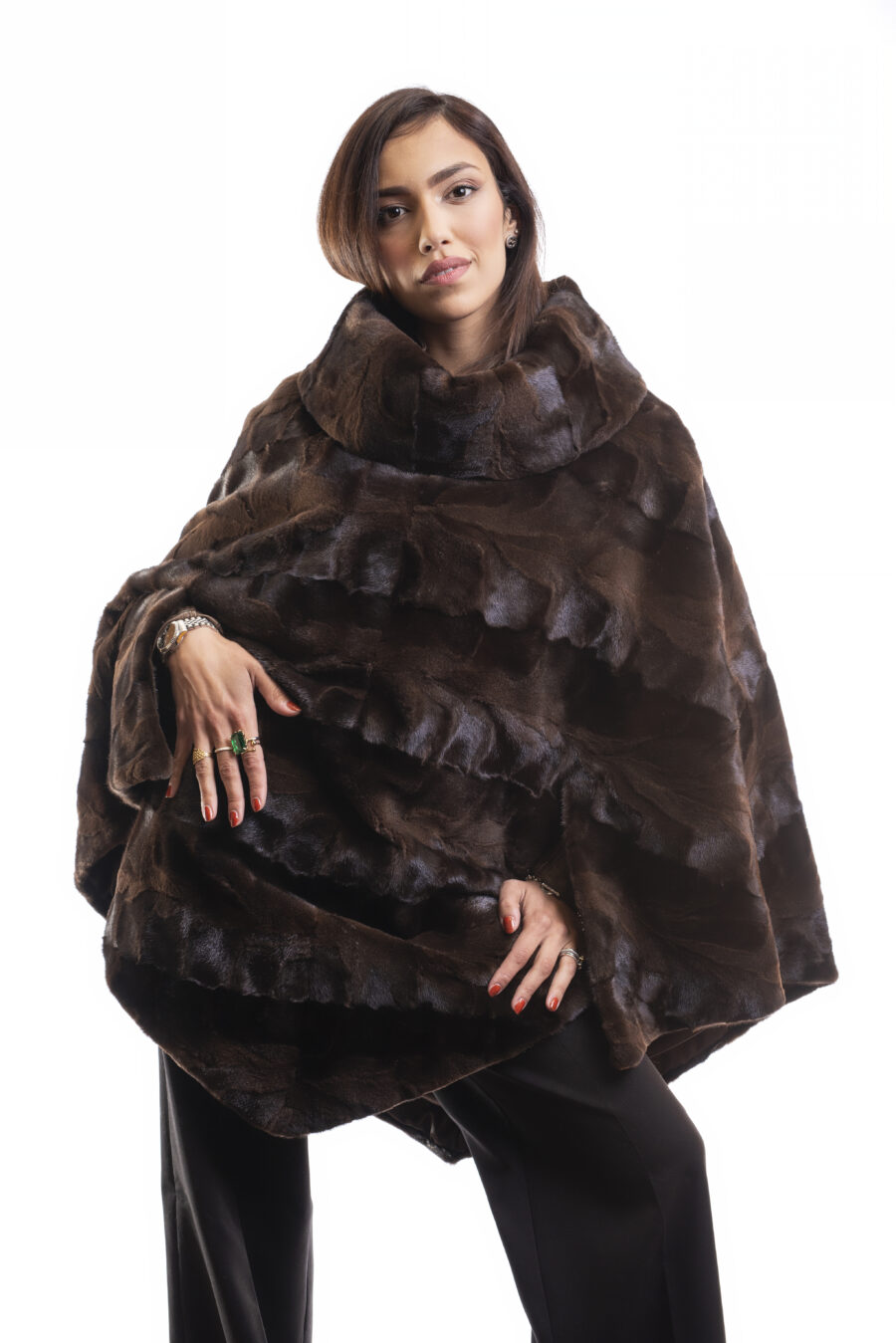 Poncho zampine Visone rasate